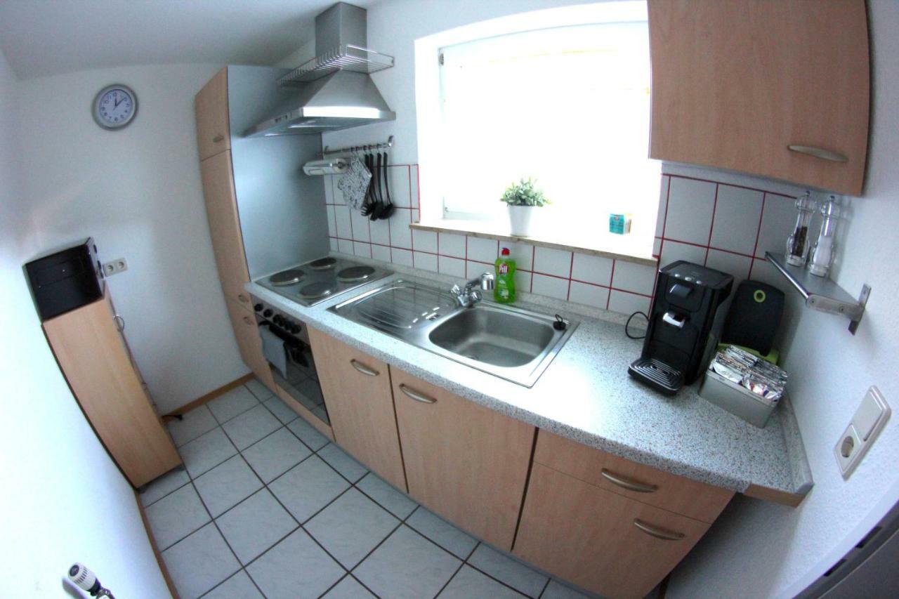 Ruhige Und Gemuetliche Ferienwohnung In Calden Kültér fotó