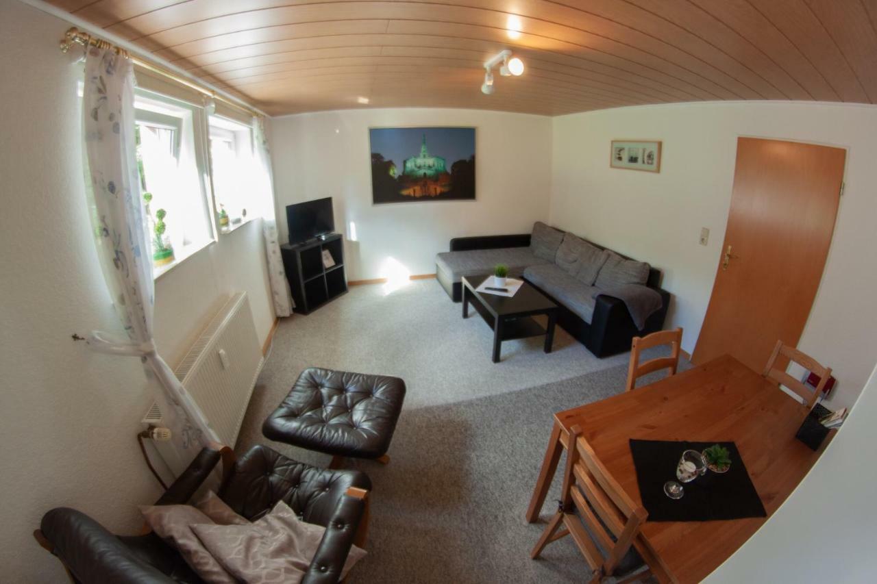 Ruhige Und Gemuetliche Ferienwohnung In Calden Kültér fotó